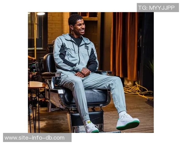 英格兰世界杯新队服曝光贝林汉姆拉什福德等五名球员亮相